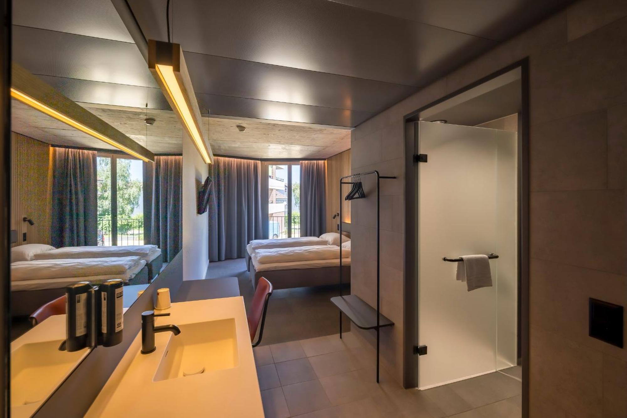 Zleep Hotel Zuerich-Клотен Экстерьер фото