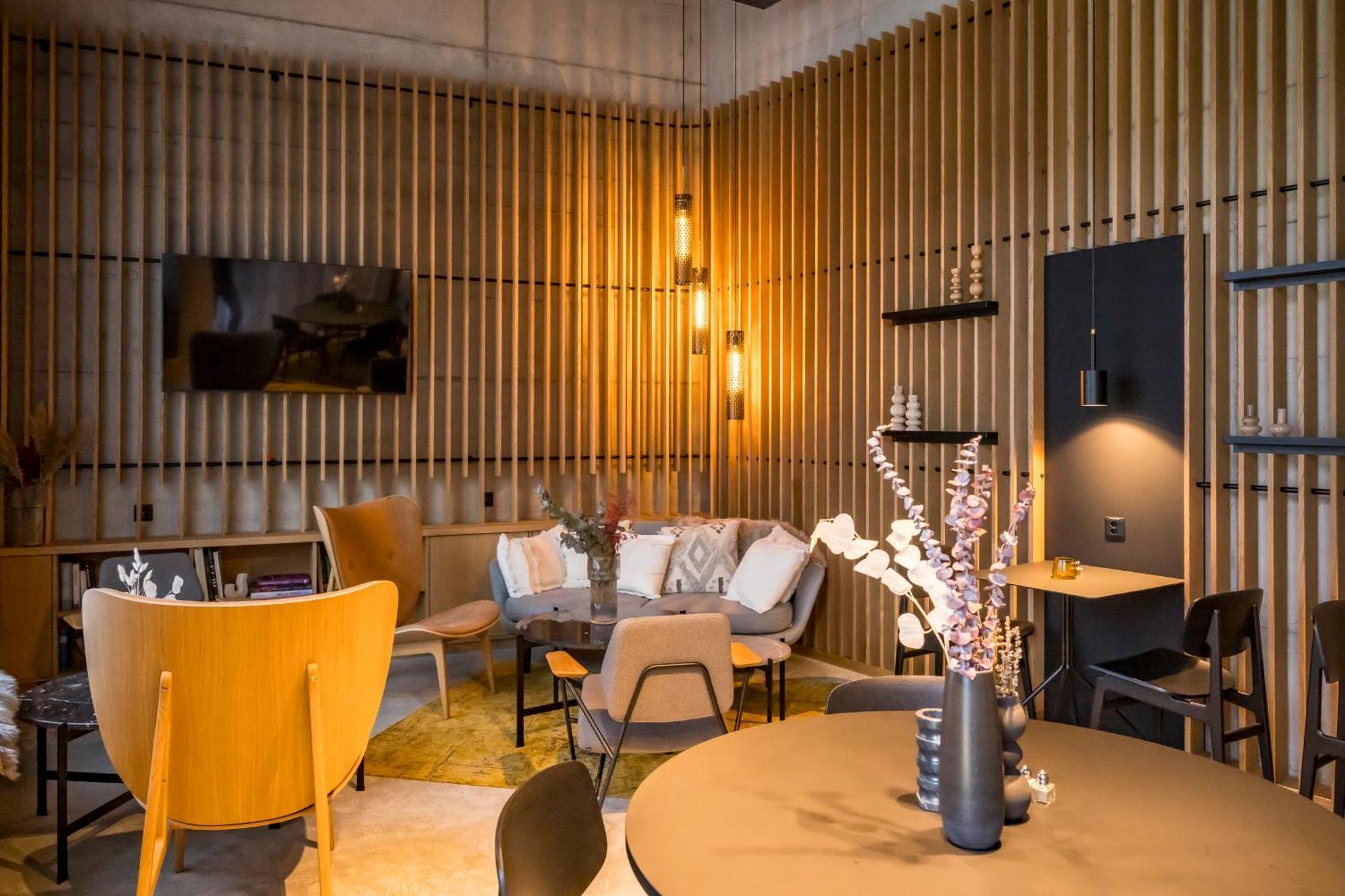 Zleep Hotel Zuerich-Клотен Экстерьер фото
