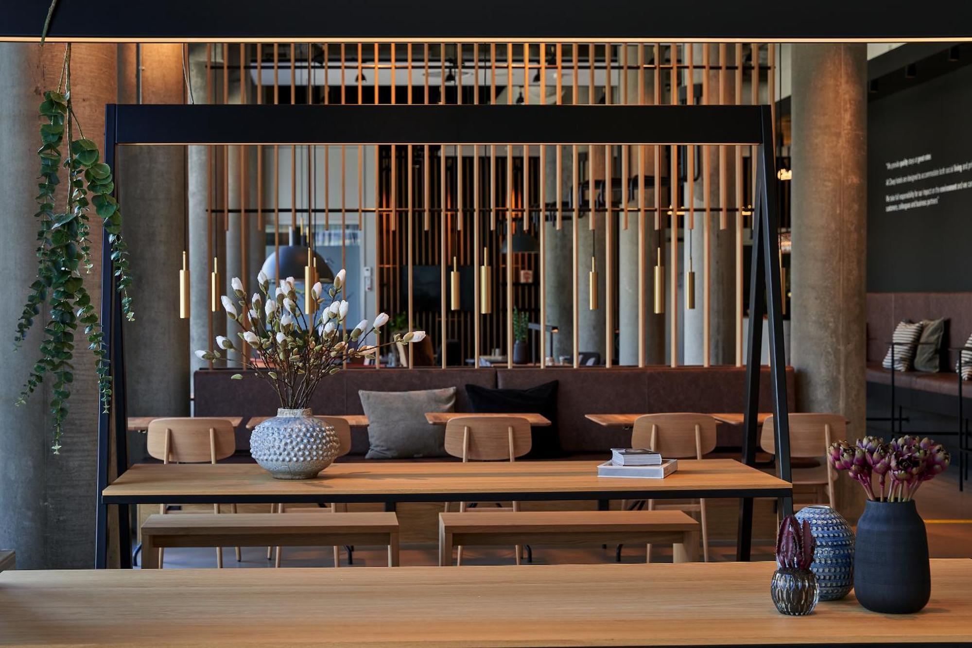 Zleep Hotel Zuerich-Клотен Экстерьер фото